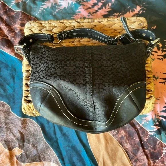 COACH women purse - Picture 4 of 12